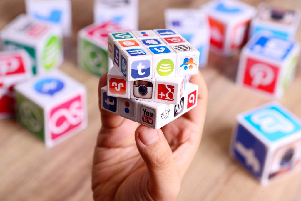 social advertising companies